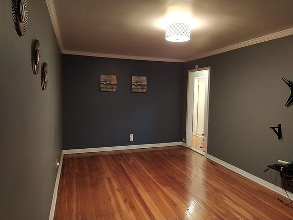 4th image of 23405 Hillside Ave Floor 1