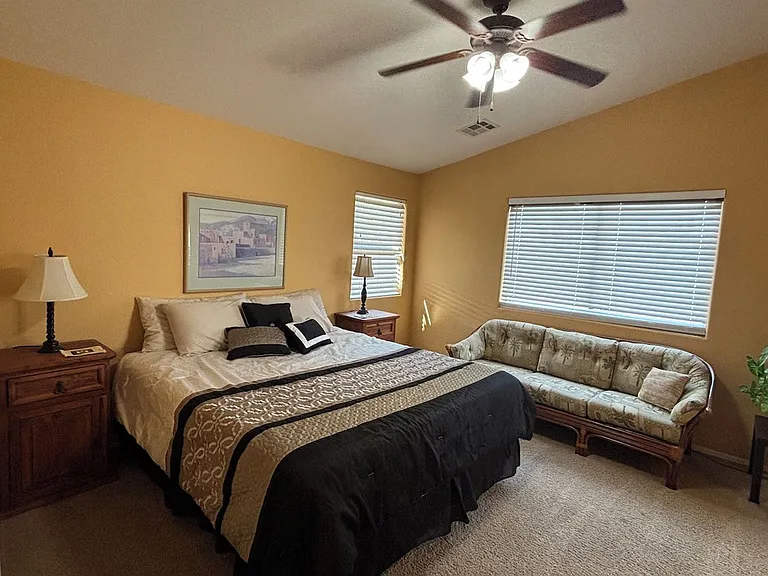 776 W Fairlane Ct — Photo 8