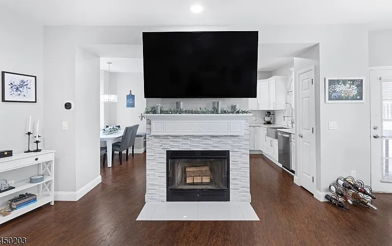 2202 Yardley Pl — Photo 8