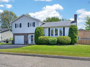 25 Andrews Ave, Cape Breton, NS B1R 2G8