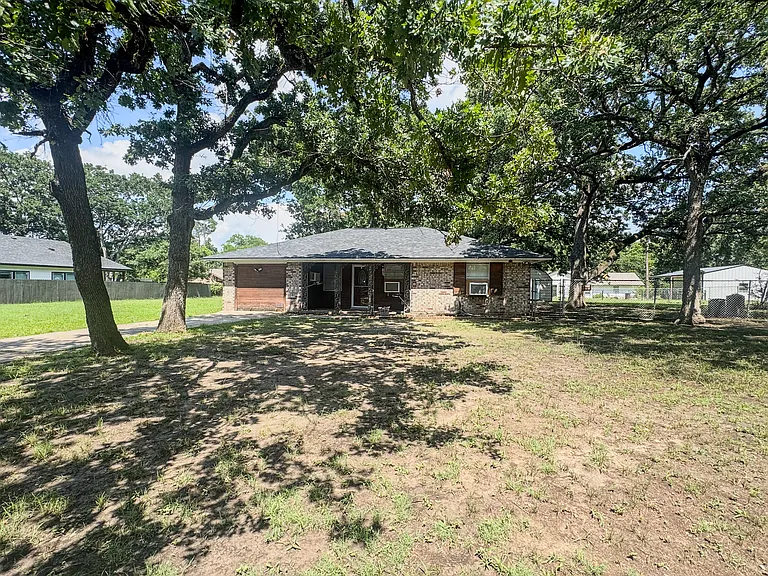 743 Oak Leaf Trl — Photo 5