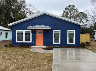 1009 Elbert St, Darien, GA 31305