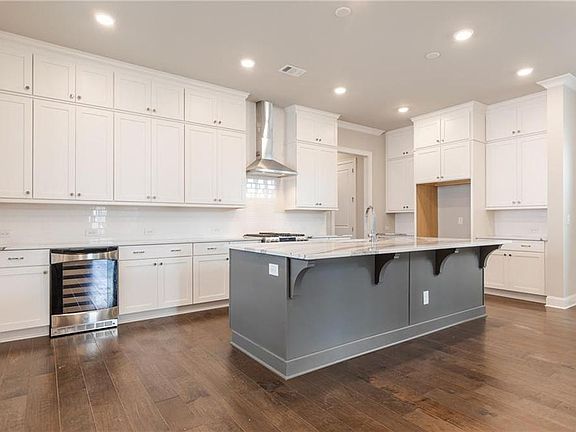 Not actual home. Photo of previously built Hickory plan