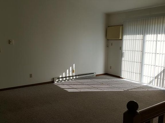 5th image of 300 Humar St APT 4