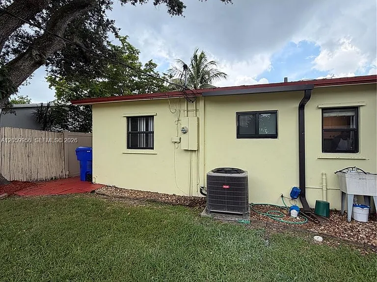 6717 Raleigh St — Photo 26