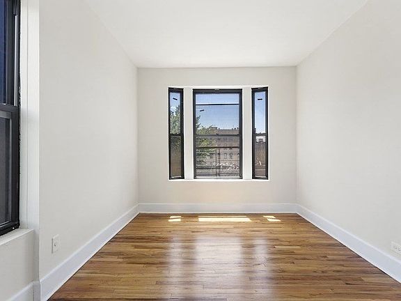 4th image of 921 E 179th St APT 2D