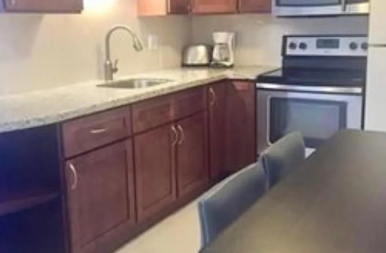 3220 NE Bayview Dr #102 — Photo 26