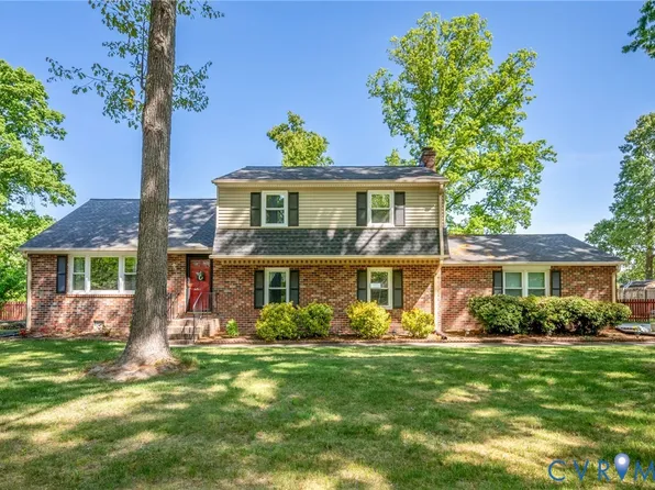 3610 Hemlock Rd, Chester, VA 23831