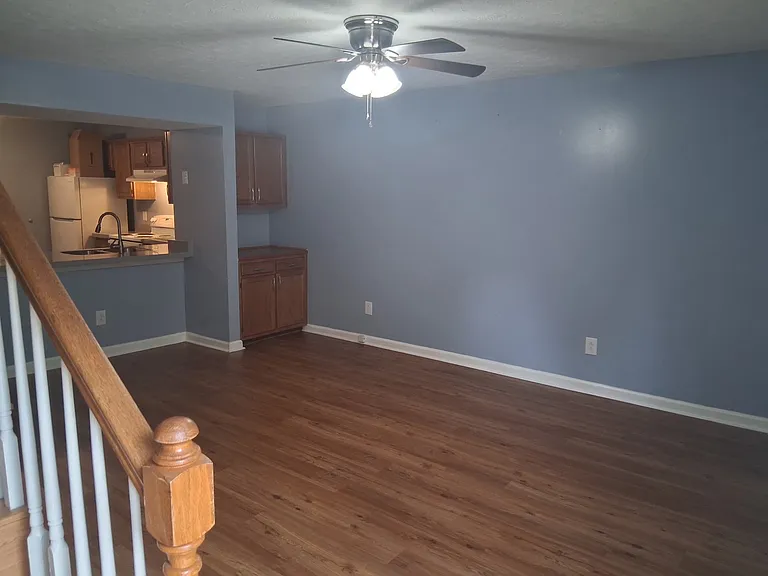 606 Independence Ct — Photo 18
