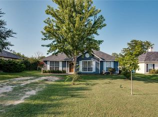 620 Lamp Post Ln, Oak Pt, TX 75068