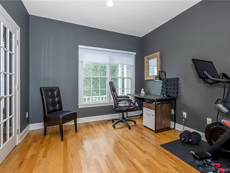 7 Hopkins Ln — Photo 12
