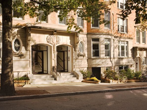1539 Beacon St, Brookline, MA