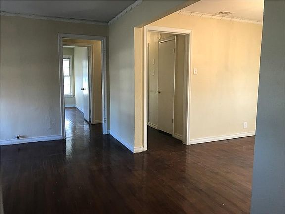 5th image of 11509 Desdemona Dr