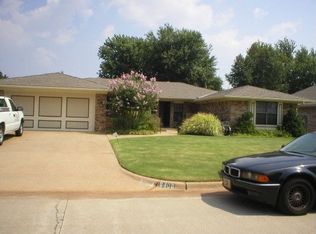 8408 Meadow Lark Ln, Oklahoma City, OK 73132