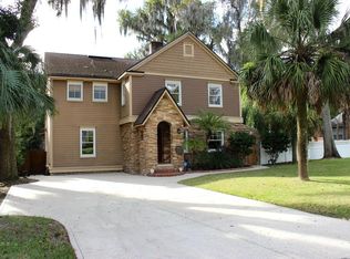 2750 Thornwood Ln, Jacksonville, FL 32207