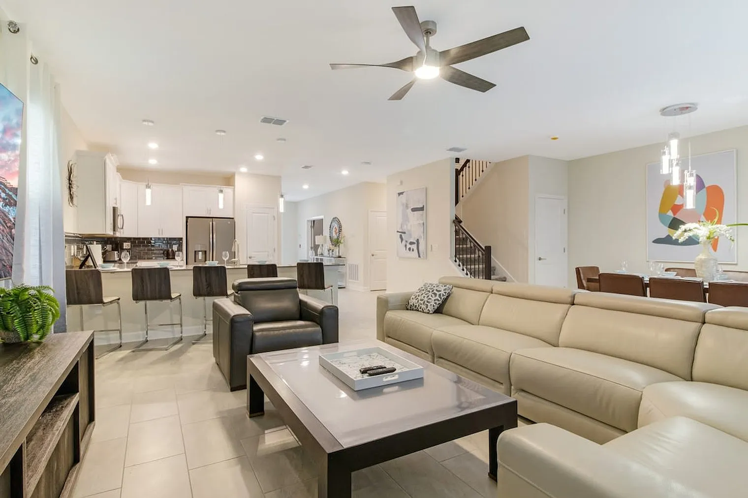 9 bed, 5.0 bath, 3799 sqft, $4,360 — Photo 1
