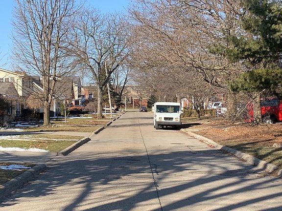 4th image of 22465 Pointe Dr