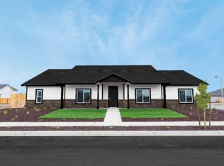 1001 N Acacia St, Woodlake, CA 93286