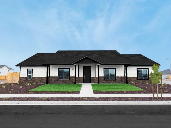 1001 N Acacia St, Woodlake, CA 93286