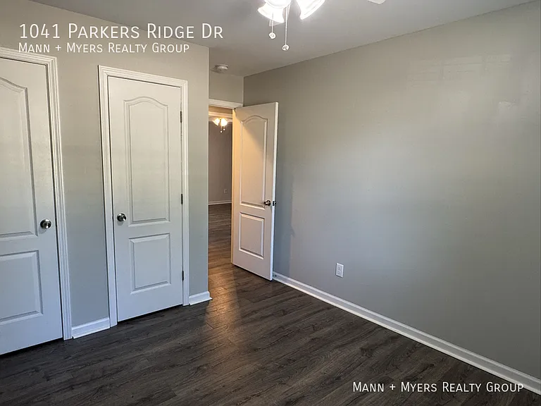 1041 Parkers Ridge Dr — Photo 14
