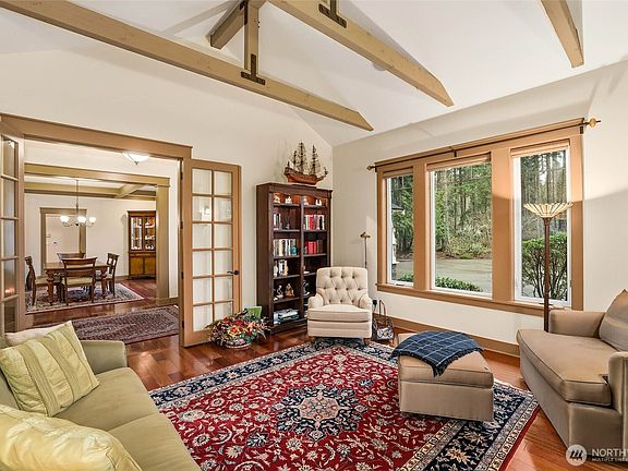 5th image of 3837 Jester Court NW