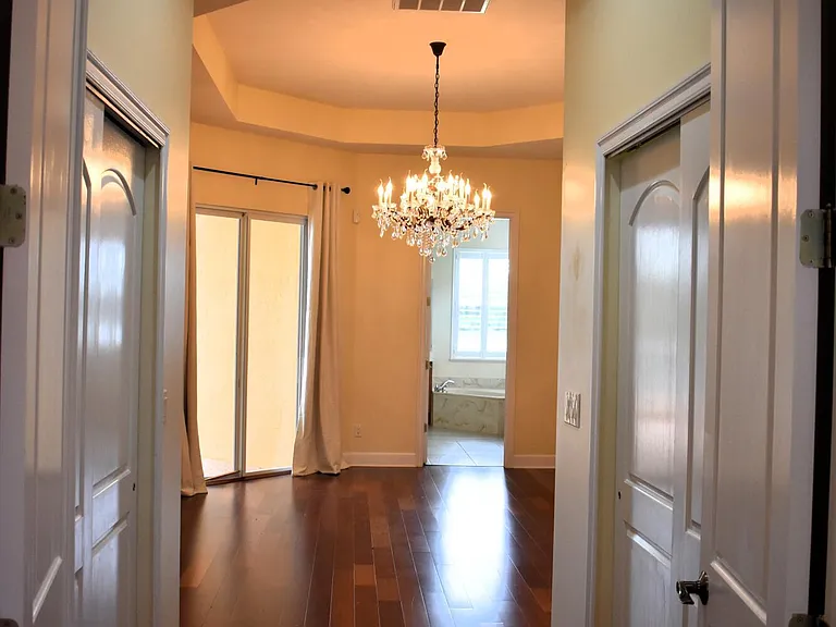 895 SW Grand Reserves Blvd — Photo 14
