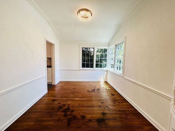 3rd image of 132 S Roxbury Dr #1345