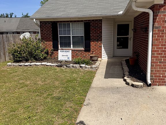 3rd image of 2604 Boone Ct