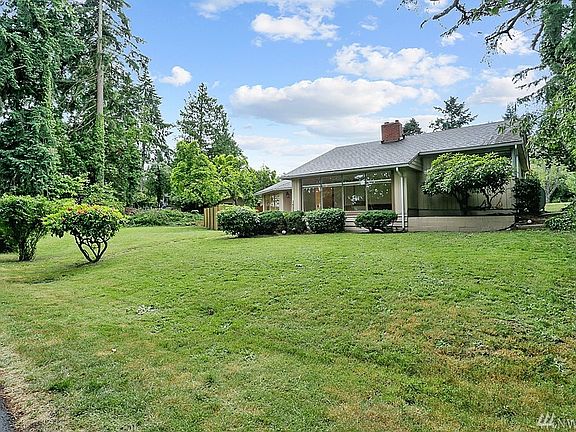 3rd image of 1433 104th Ave SE