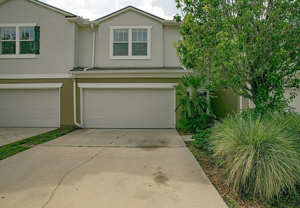 1st image of 451 Walnut Dr