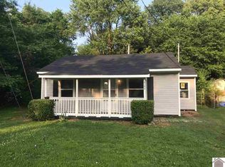 3158 Shelbourne St, Paducah, KY 42003