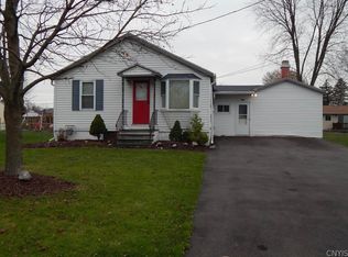 N Huron Ave, Syracuse, NY 13209
