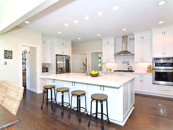 2nd image of 8630 Tamarack Trl