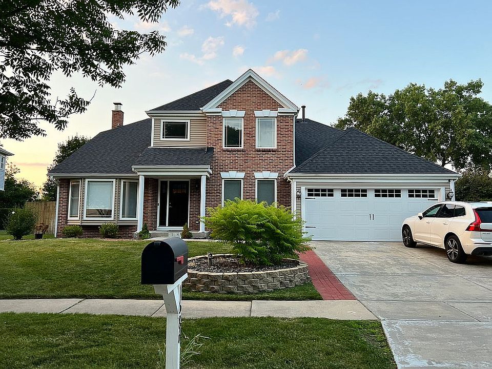 1st image of 1686 Hampshire Dr