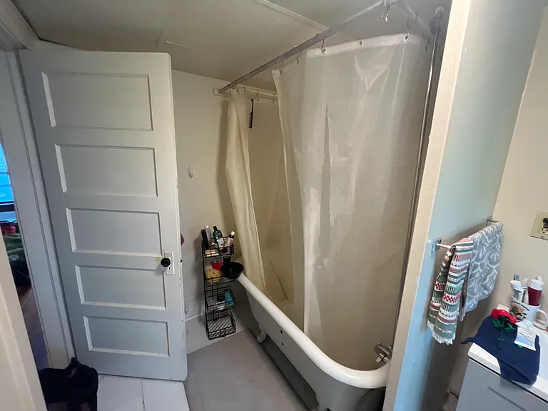 538 Myrtle Ave #5 — Photo 7