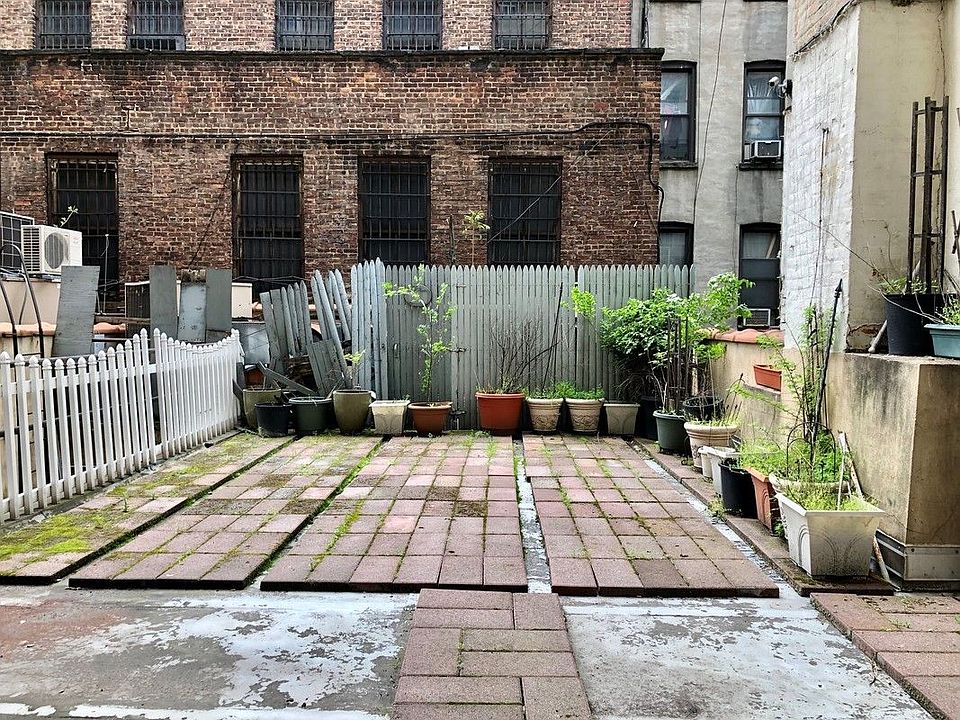 1st image of 35 Essex St APT 2B