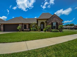 121 Mirada Ln, Lafayette, LA 70508