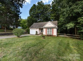 3712 Teaberry Ct, Charlotte, NC 28227