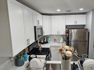 1827 Runners Way, North Lauderdale, FL 33068