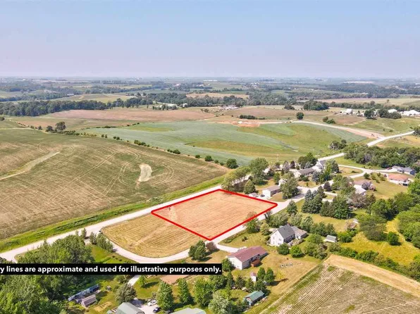 Akelana Dr, Kalona, IA 52247