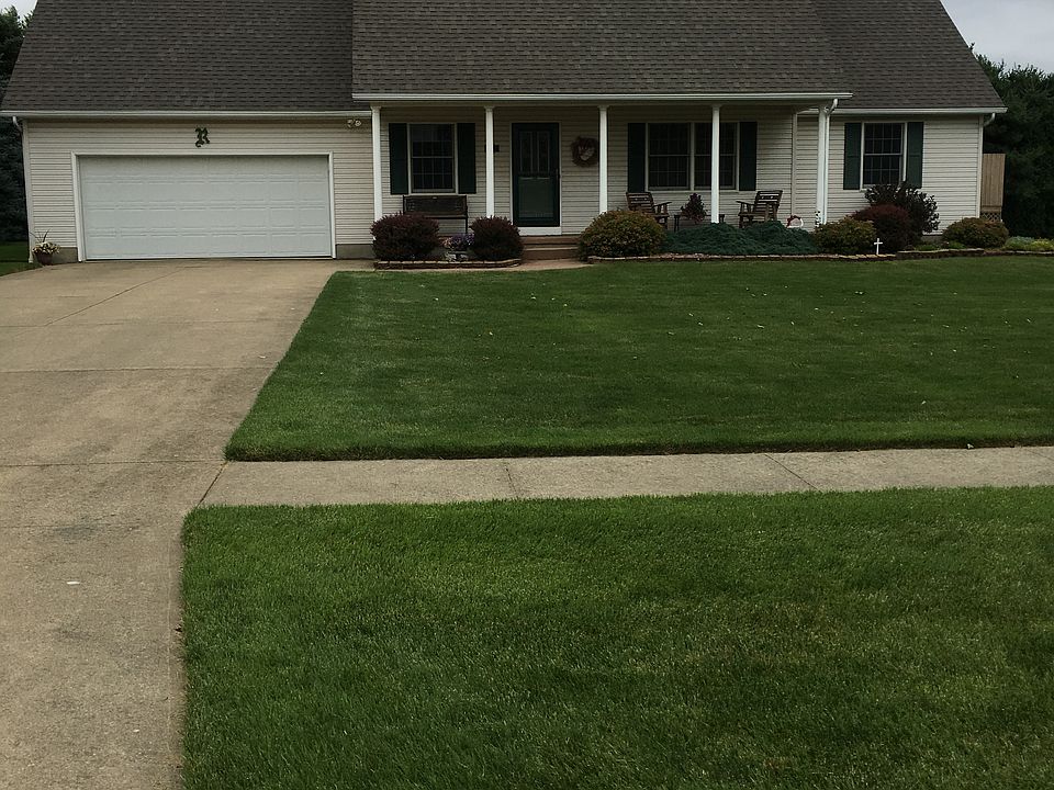 1st image of 100 Evergreen Dr