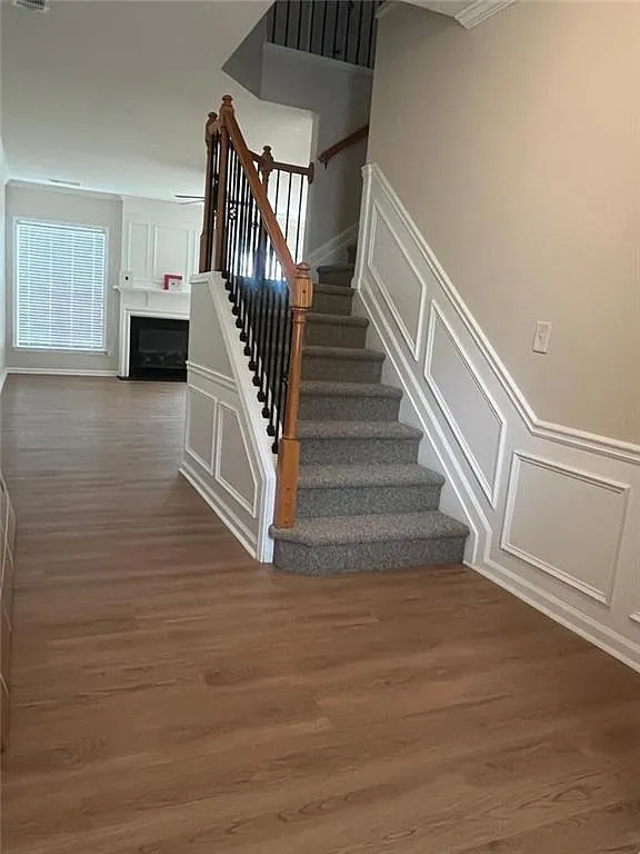 3 bed, 2.5 bath, 1750 sqft, $2,400 — Photo 2