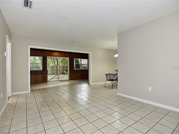 4th image of 4920 Erleen Pl