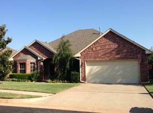 2205 Pine View Ter, Edmond, OK 73003