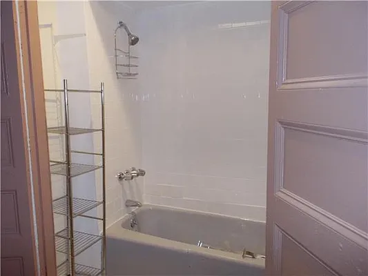 Rented by Apartment Luxe Realty Group, Inc | media 1