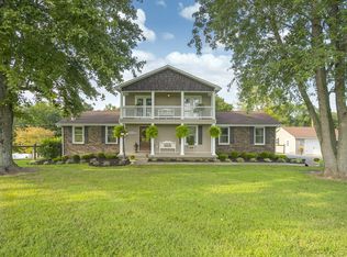 6424 Tolleson Rd, Adams, TN 37010