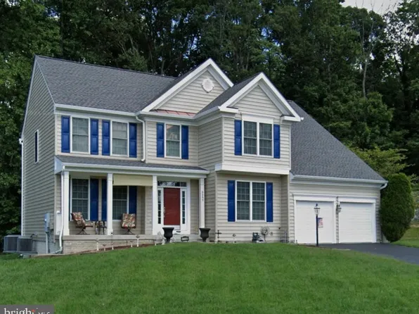 3308 McCorkle Ct, Triangle, VA 22172