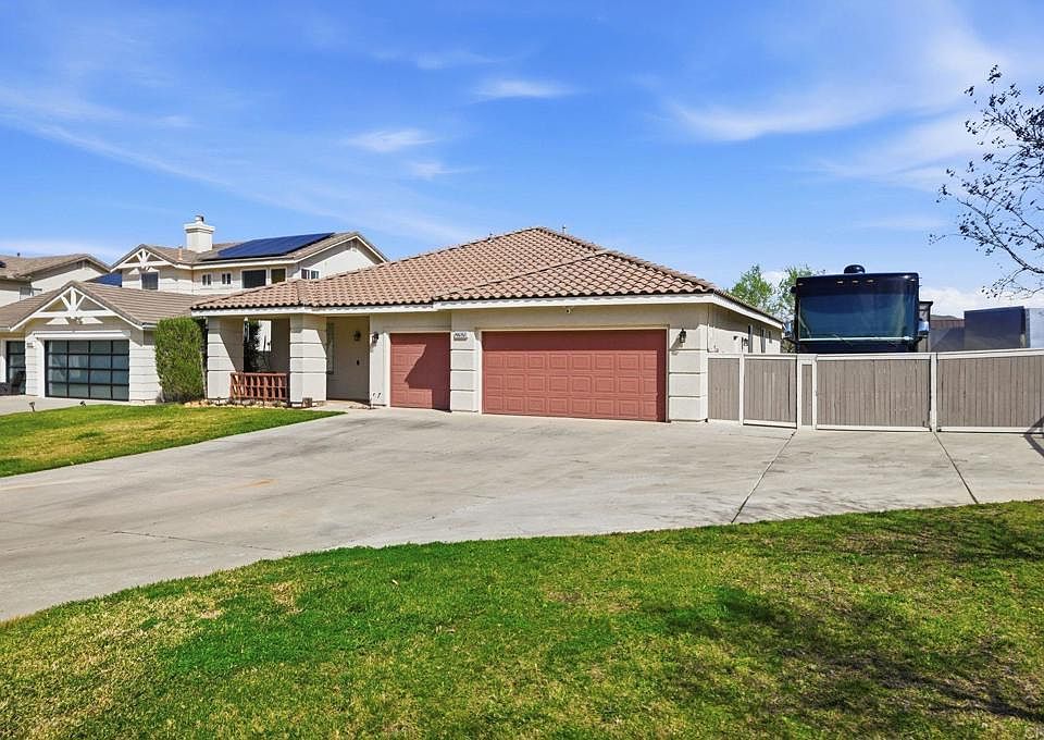 1st image of 27678 Trailhead Ct