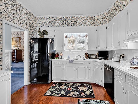 5th image of 98 Forest Loop #Litchfield Country Club