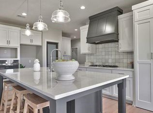 9315 Pickering St, Lenexa, KS 66227